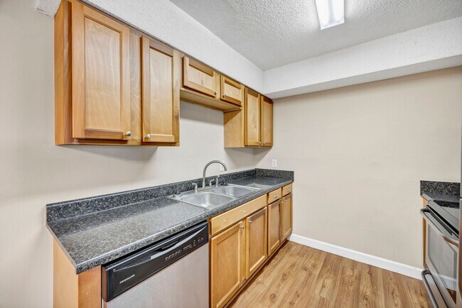 Building Photo - cpo3