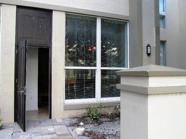 Building Photo - 550 Okeechobee Blvd