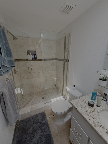 master bath shower - 4626 MacArthur Ln