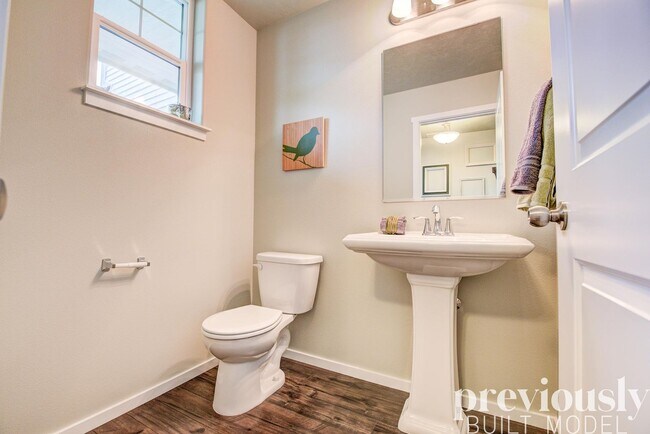 Building Photo - Stunning 3 Bed, 2.5 Bath Home in Spokane Valley! *HOLIDAY SPECIAL: $1,000 OFF!*