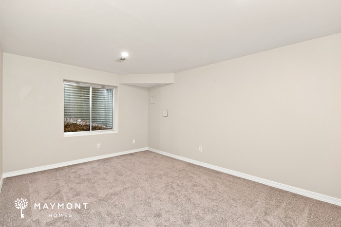 Building Photo - 421 W Littler Dr