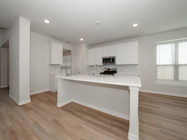 Building Photo - 8231 Red Shiner Wy