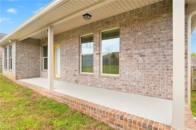 Building Photo - 32309 Calder Ct