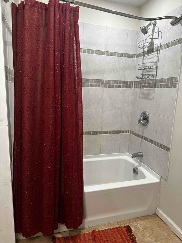 Building Photo - 578 Tuscarora Rd