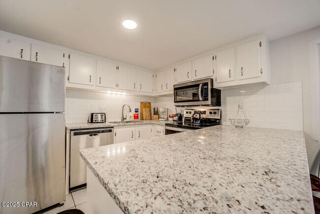 Primary Photo - 23223 Front Beach Rd