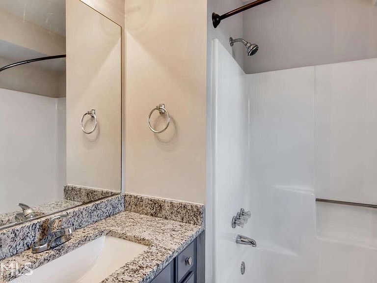 Building Photo - 199 Holcomb Ferry Rd