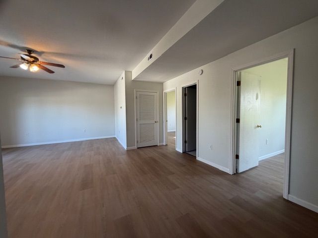 Building Photo - 425 Thornton St