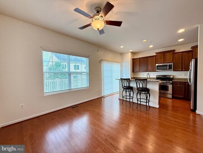 Building Photo - 3507 Sea Grass Ln