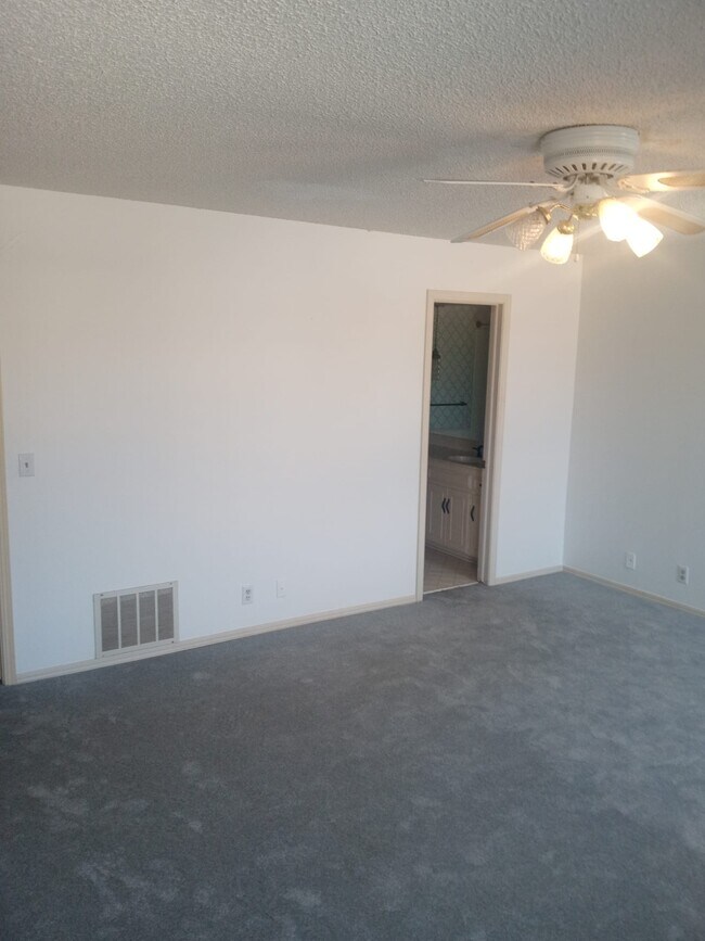 Building Photo - 2139 NW 117th St