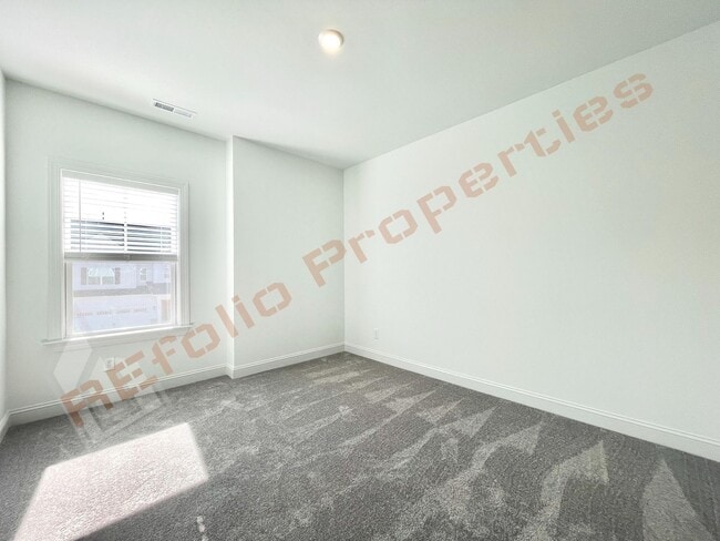 Building Photo - 709 Hardin Hill Lane