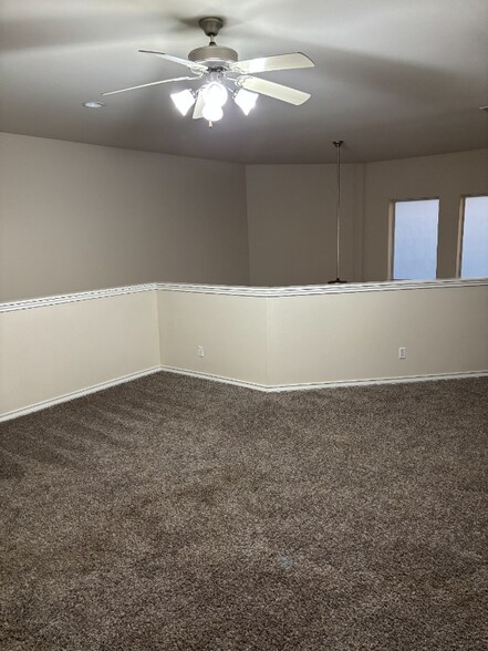 Building Photo - 15505 Palmira Ave