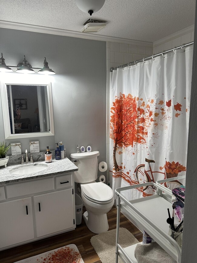 Building Photo - 303 St John Rd