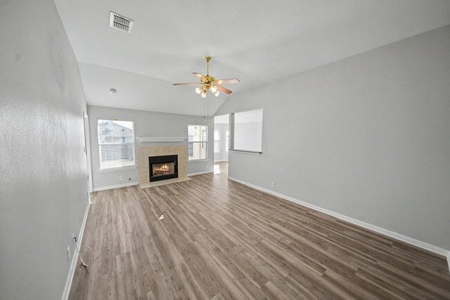Building Photo - Updated Single-Story Home in Escondido North - Realtor Commission: $500