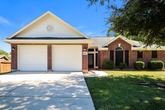 Building Photo - 13553 Miller Ln