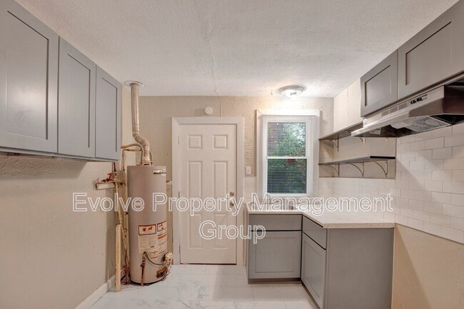 Building Photo - 4089 Tutwiler Ave
