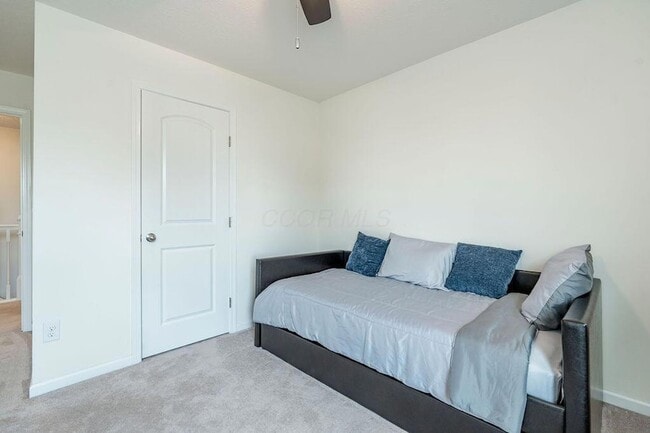 Building Photo - 123 Schellinger St