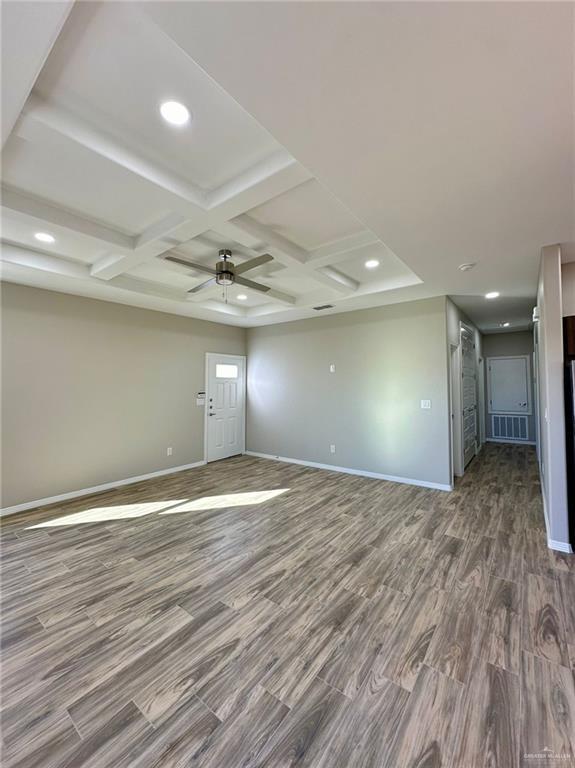 Building Photo - 17 E Walnut Ave