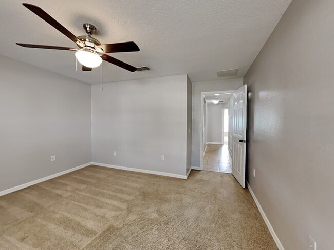 Building Photo - 1388 N Platte Ct
