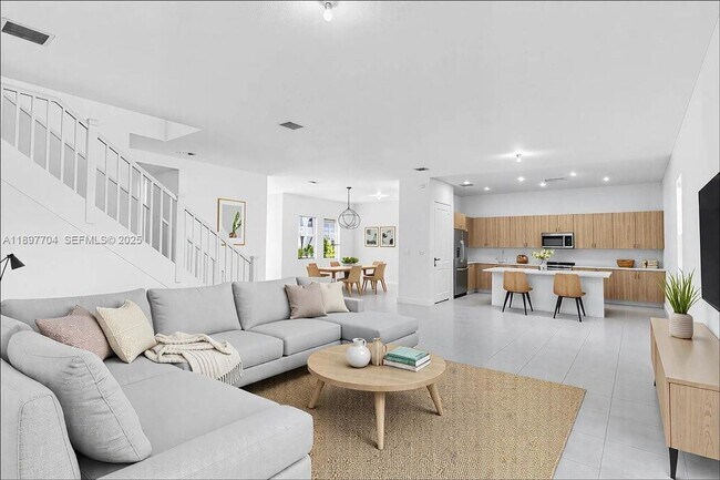 Building Photo - 12237 Green Oak Dr