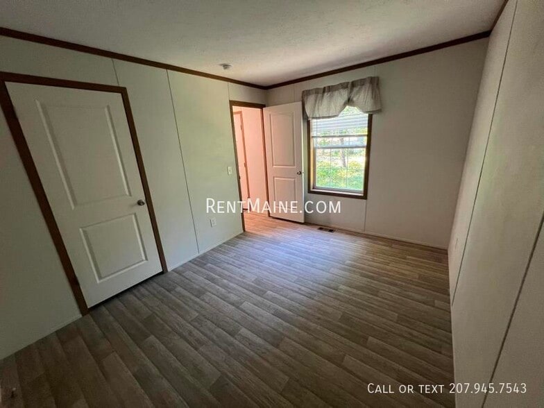 Building Photo - 135 Penney Ln