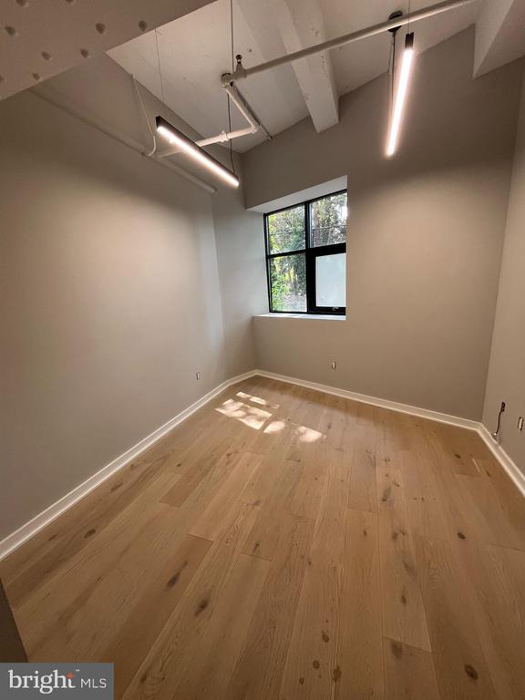 Building Photo - 36 N Narberth Ave