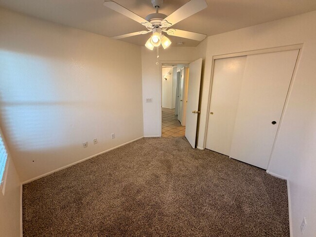 Building Photo - 3 X 2 W/Den *ALL Appliances* **Corner Lot!! with New Paint & Carpet