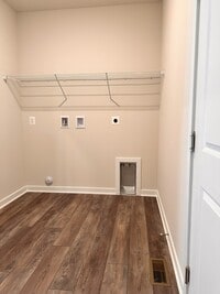 Building Photo - 9213 Moldova Rd