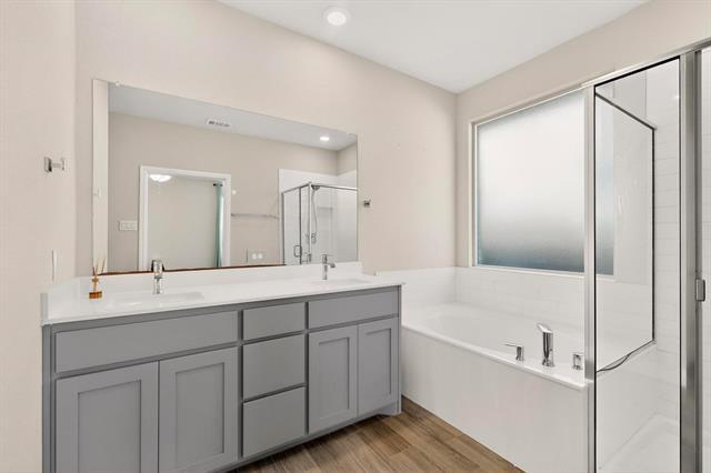 Building Photo - 625 Hogan Dr