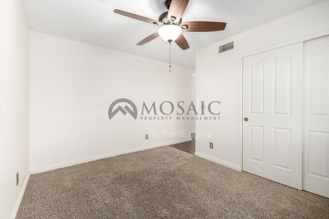 Building Photo - 634 E Century Ave