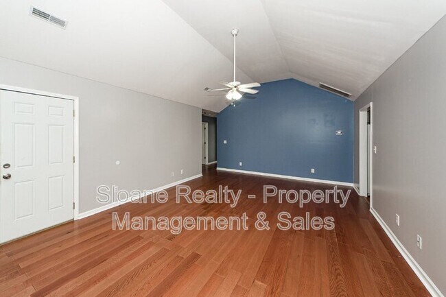 Building Photo - 7856 High Maple Cir