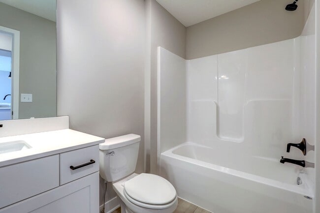 Building Photo - {18021} Southpointe Ranch + Finished Basem...