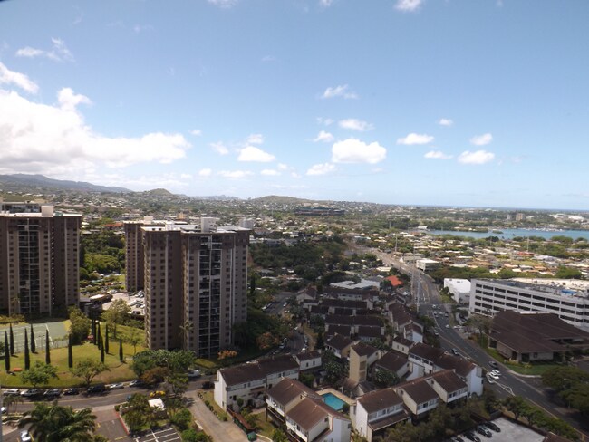 Building Photo - 98-402-402 Koauka Loop