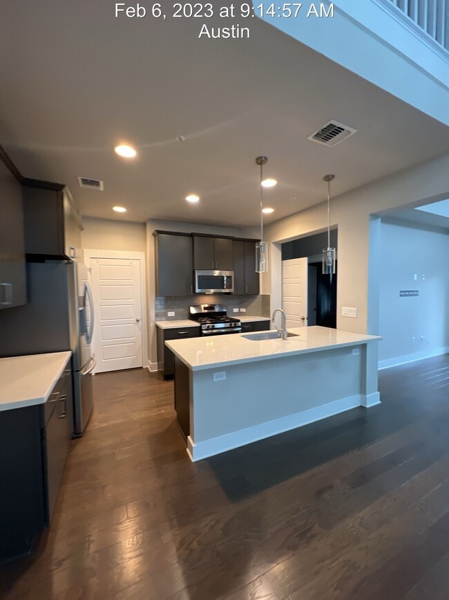 Building Photo - 8010 Wildcat Pass