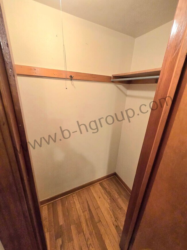 Building Photo - 5412 41st Ave