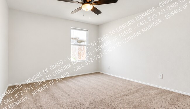 Building Photo - 1128 Foxglove Ln