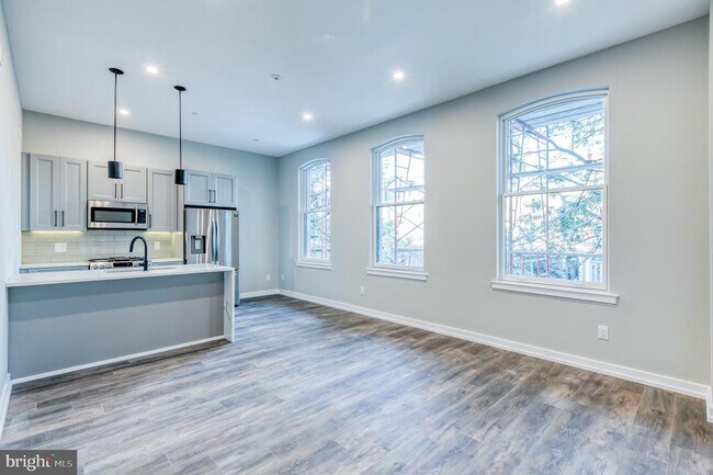 Building Photo - 2026 Spring Garden St