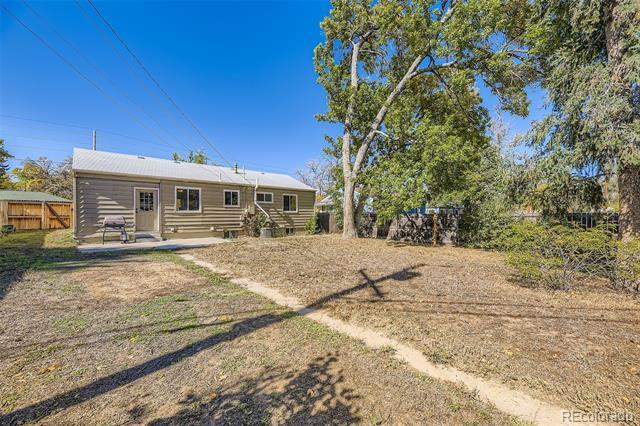 Building Photo - 1300 S Holly St