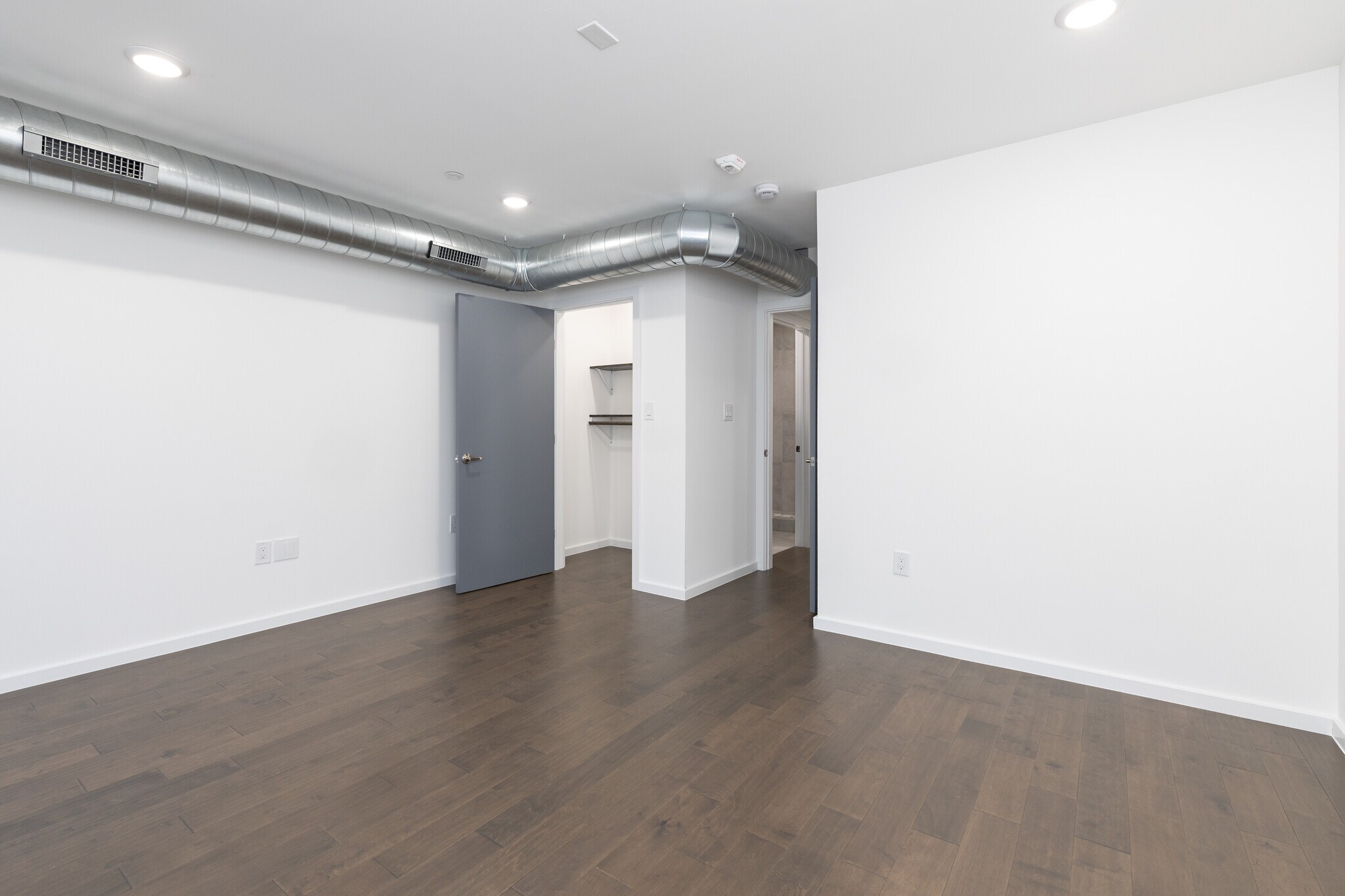 Building Photo - 1525 N 6th St