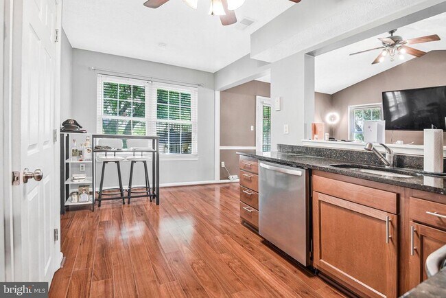 Building Photo - 4037 Broadbill Cir