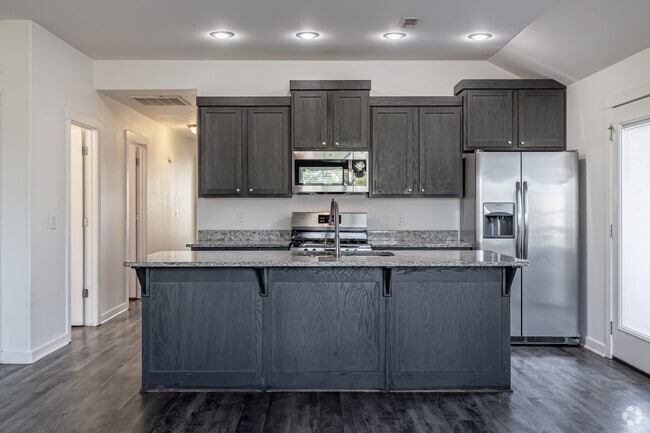 Interior Photo - Habberton Ridge