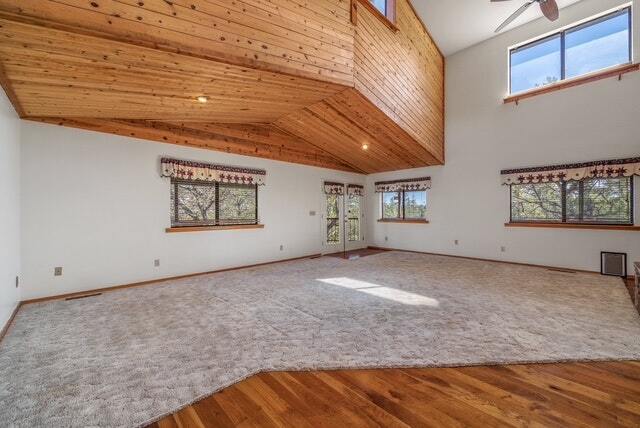 Building Photo - 1586 Echo Cir