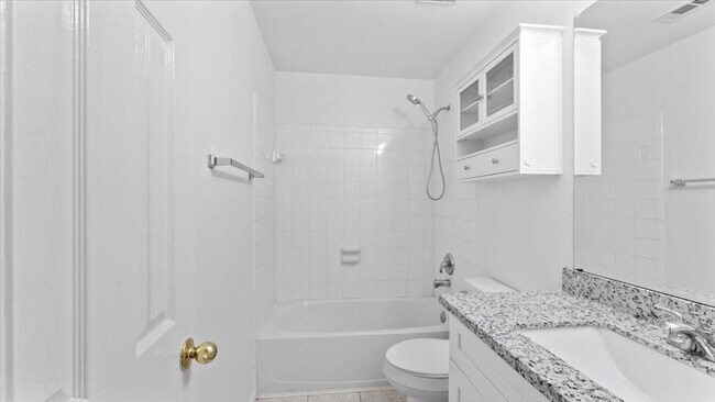 Building Photo - 111 N Misty Dawn Dr