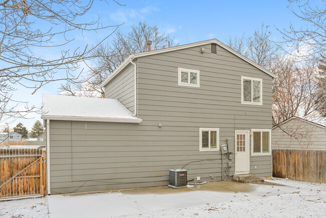 Building Photo - 17022 E Wagontrail Pkwy