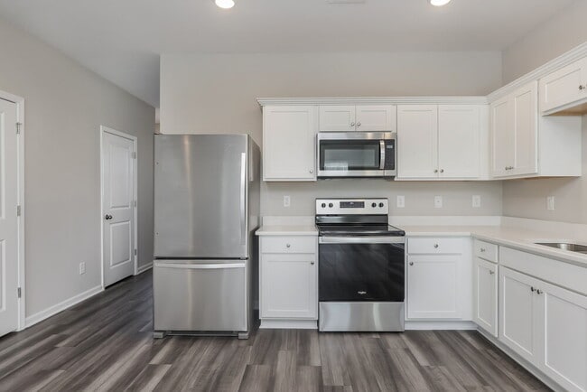 Building Photo - 606 Wendell Falls Pkwy