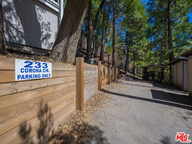 Building Photo - 233 Corona Cir