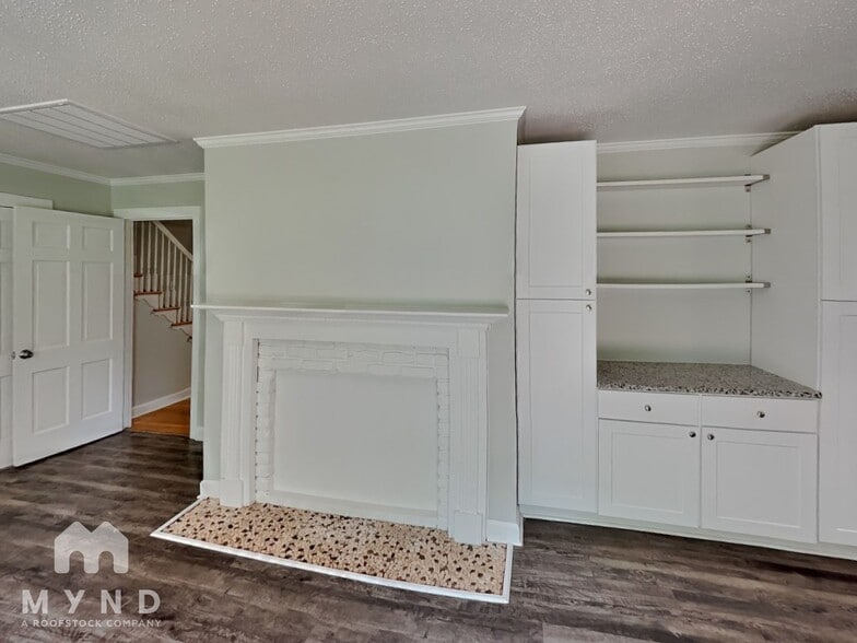 Building Photo - 128 Brierwood Rd