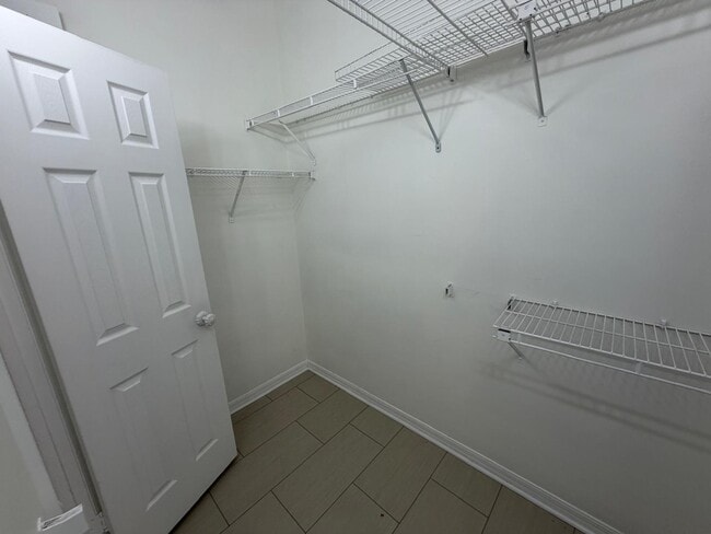 Building Photo - 3780 Amalfi Dr