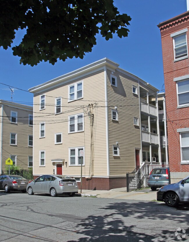 Building Photo - 137 Spring St