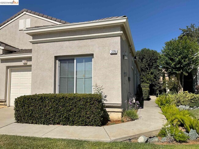Building Photo - 276 Black Amber Way