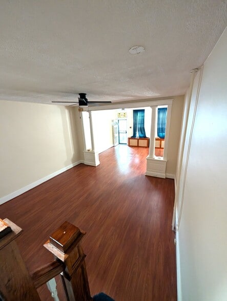Building Photo - 3005 Belair Rd